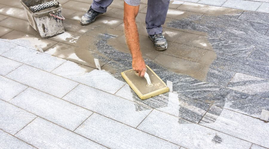 Professional gutter cleaning in Spencerville, MD